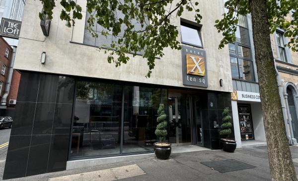 DoubleTree by Hilton Belfast City Ten Square Hotel
